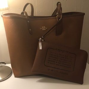 ‼️FALL🍁SAL3‼️REVERSIBLE C0ACH TOTE